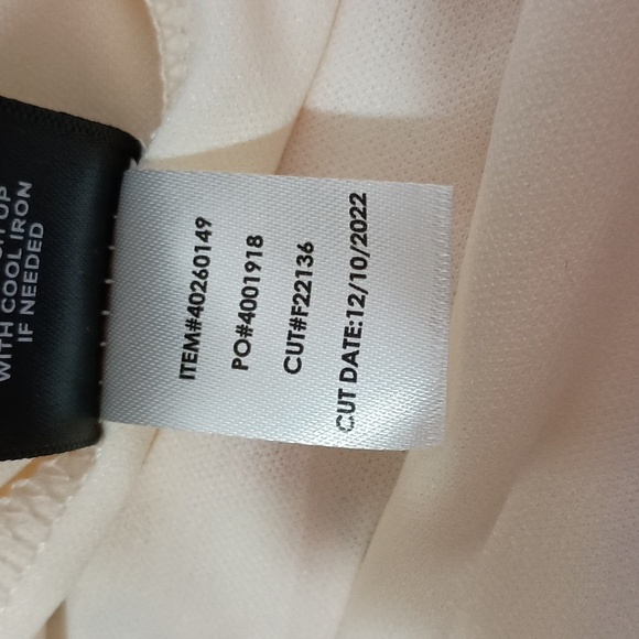 Torrid NWT Floral Elastic Waist Tea Length Skirt Size 2 equivalent to an 18-20 - Picture 8 of 12